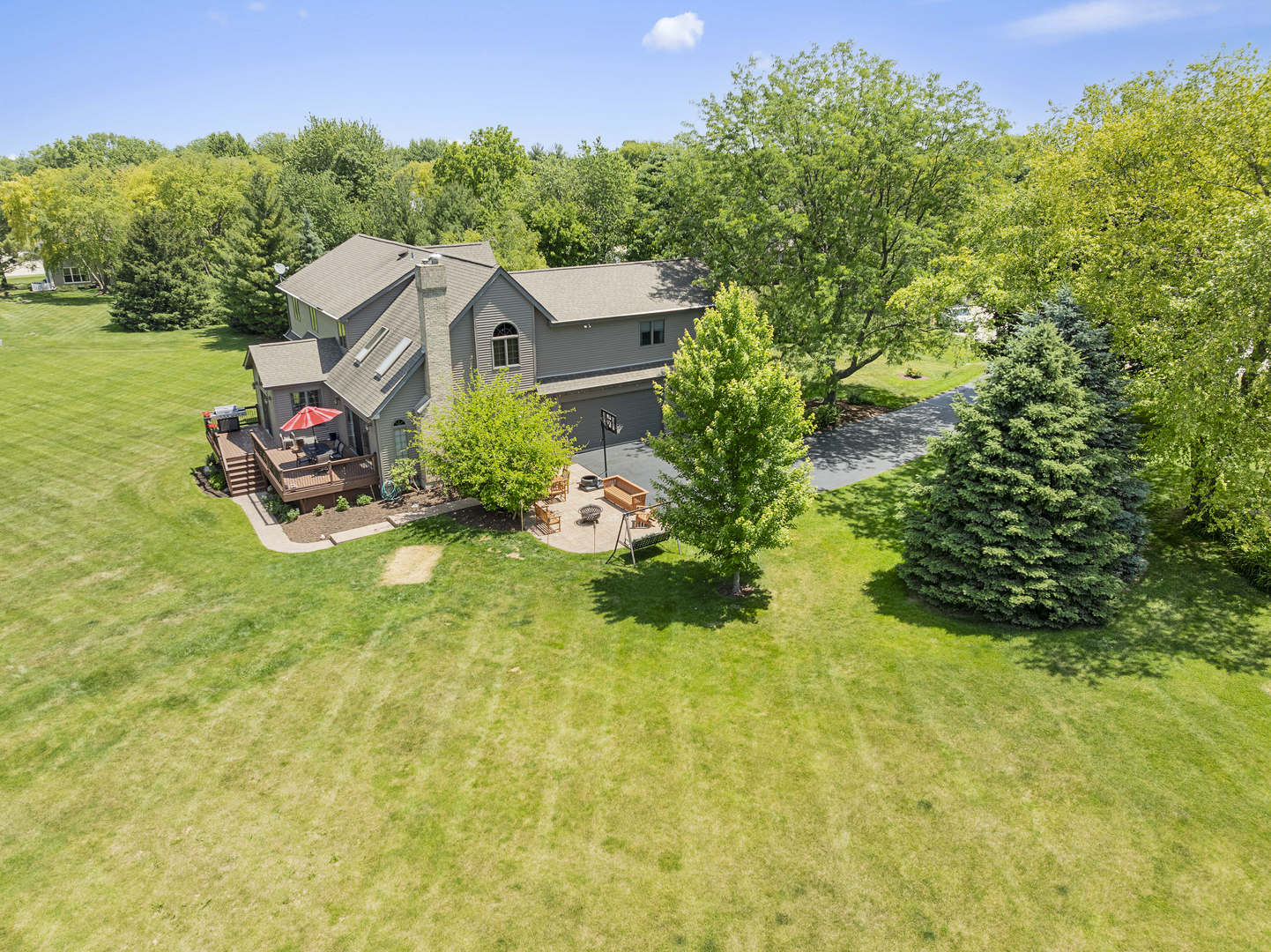 214 Red Bud Circle, Sleepy Hollow, IL 60118