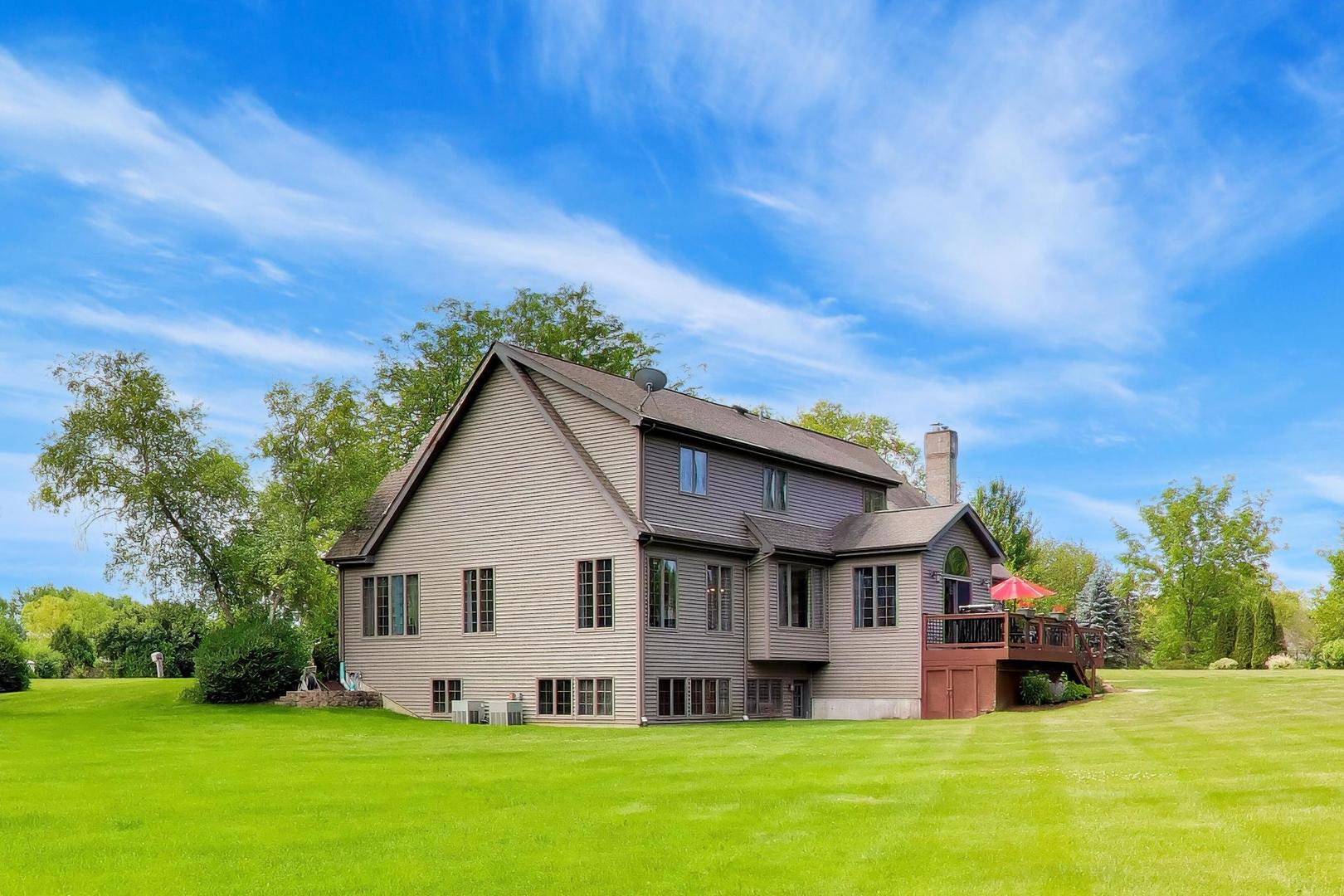 214 Red Bud Circle, Sleepy Hollow, IL 60118