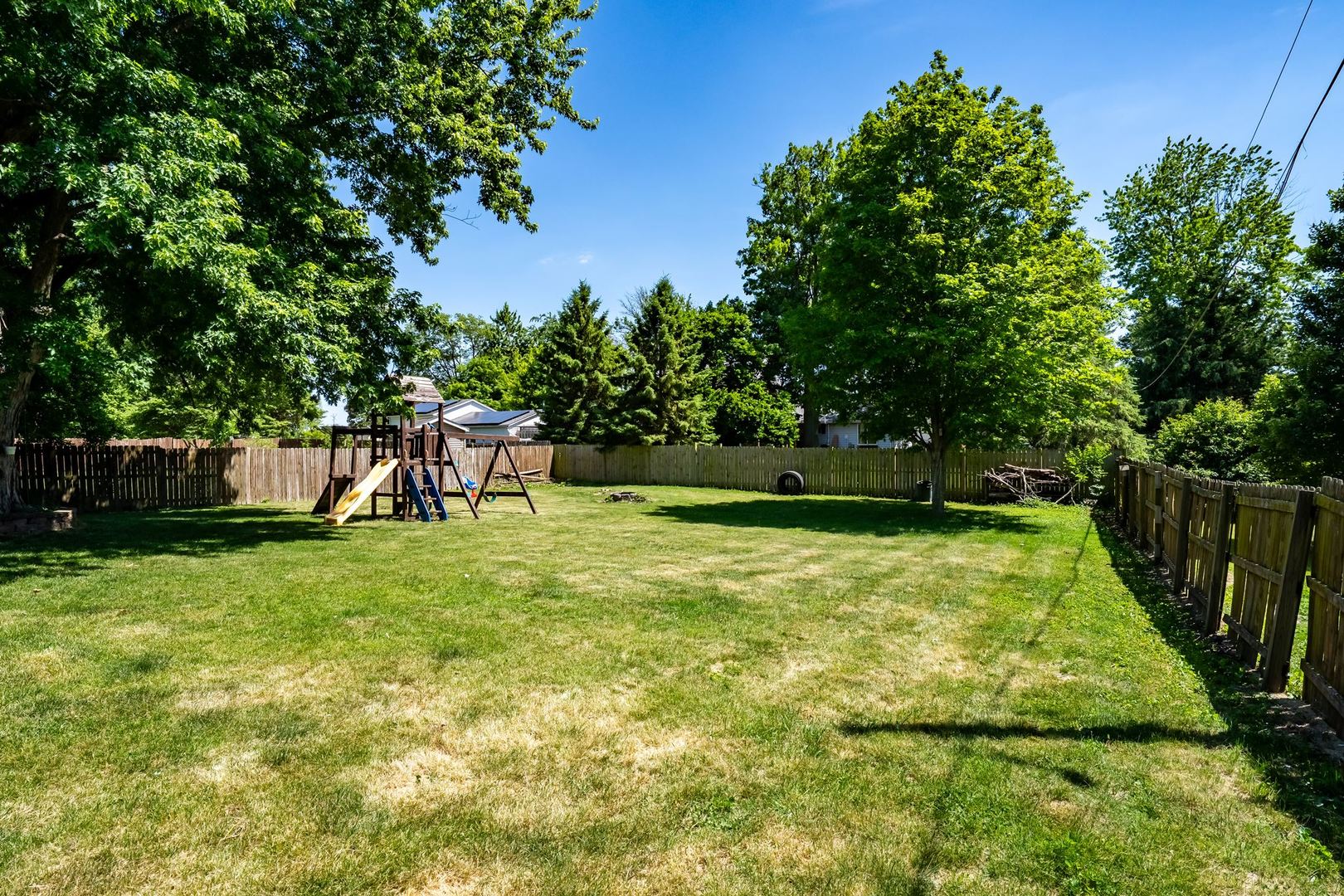 705 Eastview Drive, Mclean, IL 61754