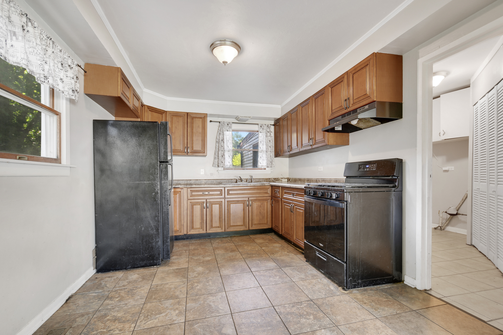 111 Shabbona Drive, Park Forest, IL 60466