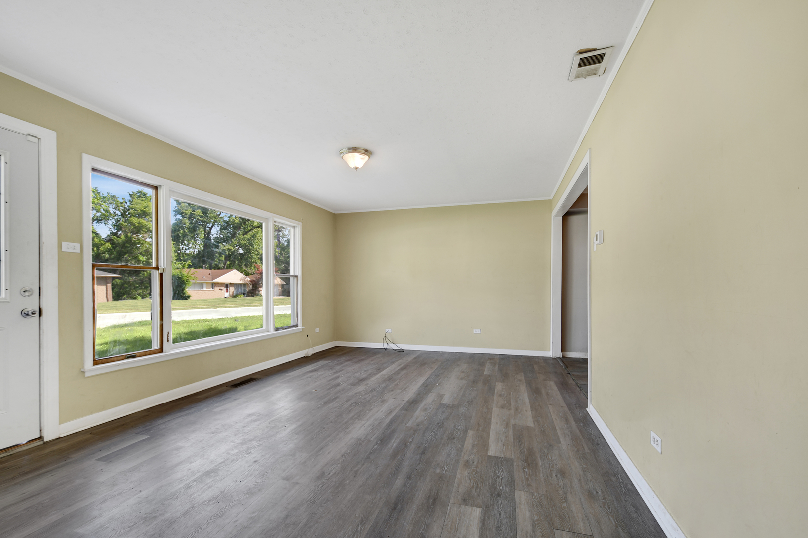 111 Shabbona Drive, Park Forest, IL 60466
