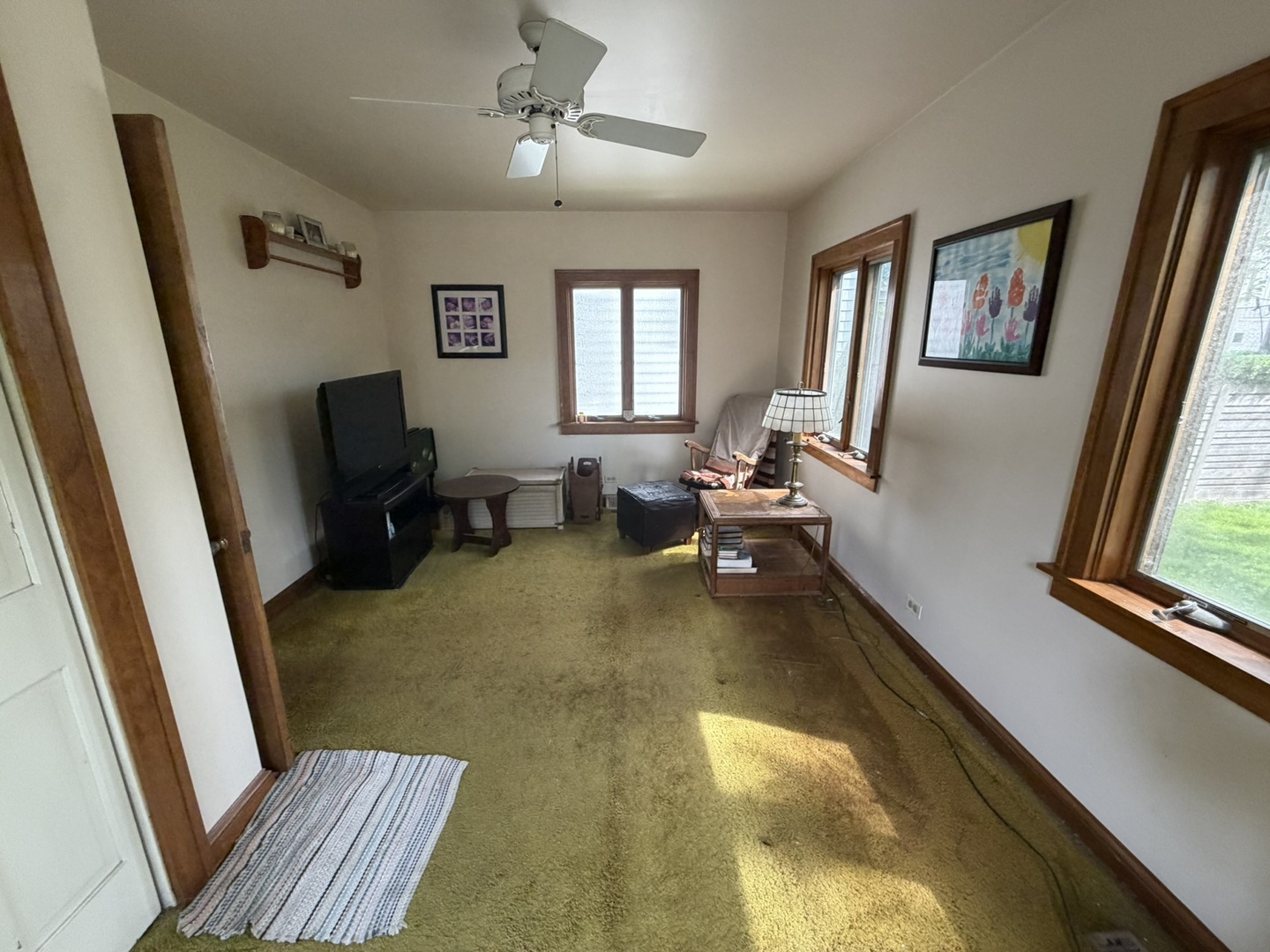 165 S Fairview Avenue, Elmhurst, IL 60126