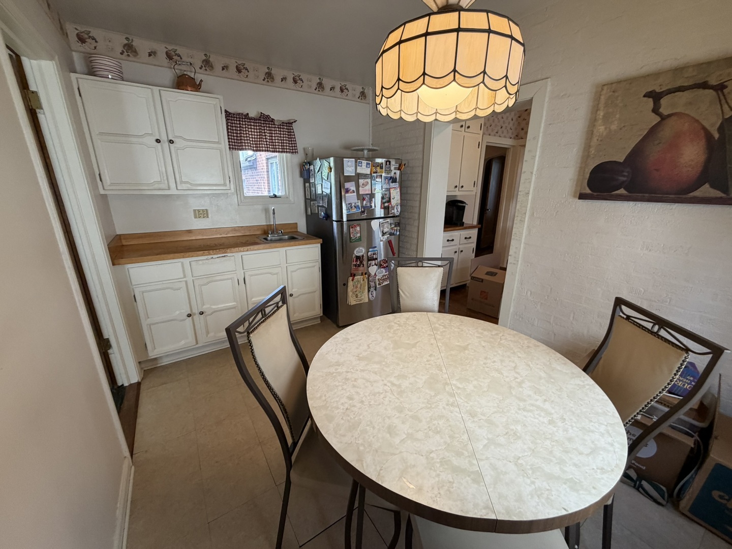 165 S Fairview Avenue, Elmhurst, IL 60126