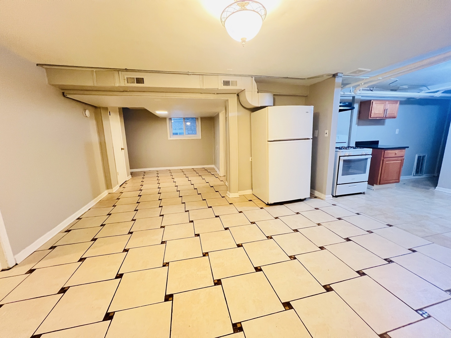 1732 W Wallen Avenue, Chicago, IL 60626