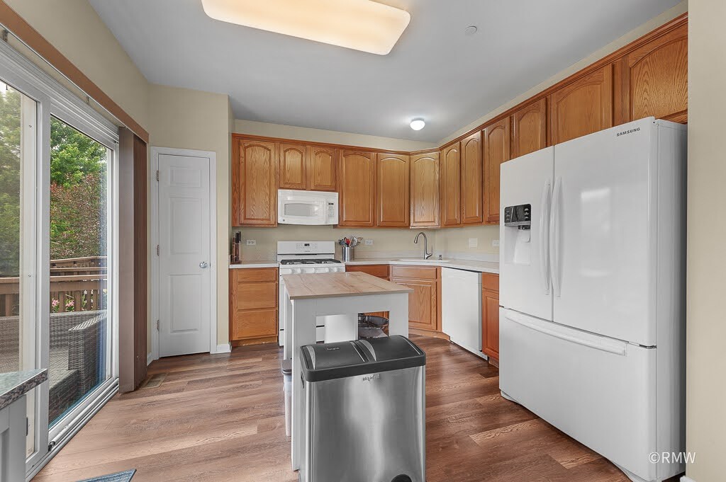 9810 Cummings Street, Huntley, IL 60142