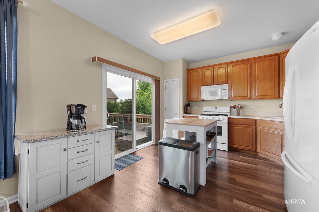 9810 Cummings Street, Huntley, IL 60142