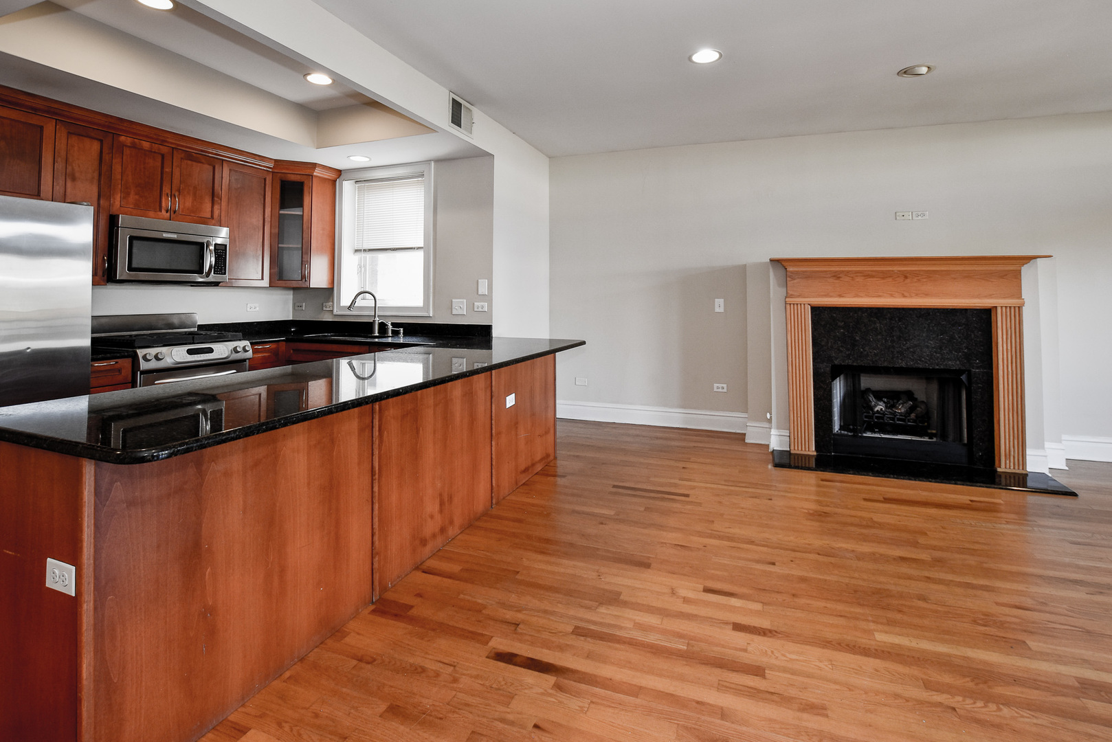 2942 N LINCOLN Avenue #4S, Chicago, IL 60657