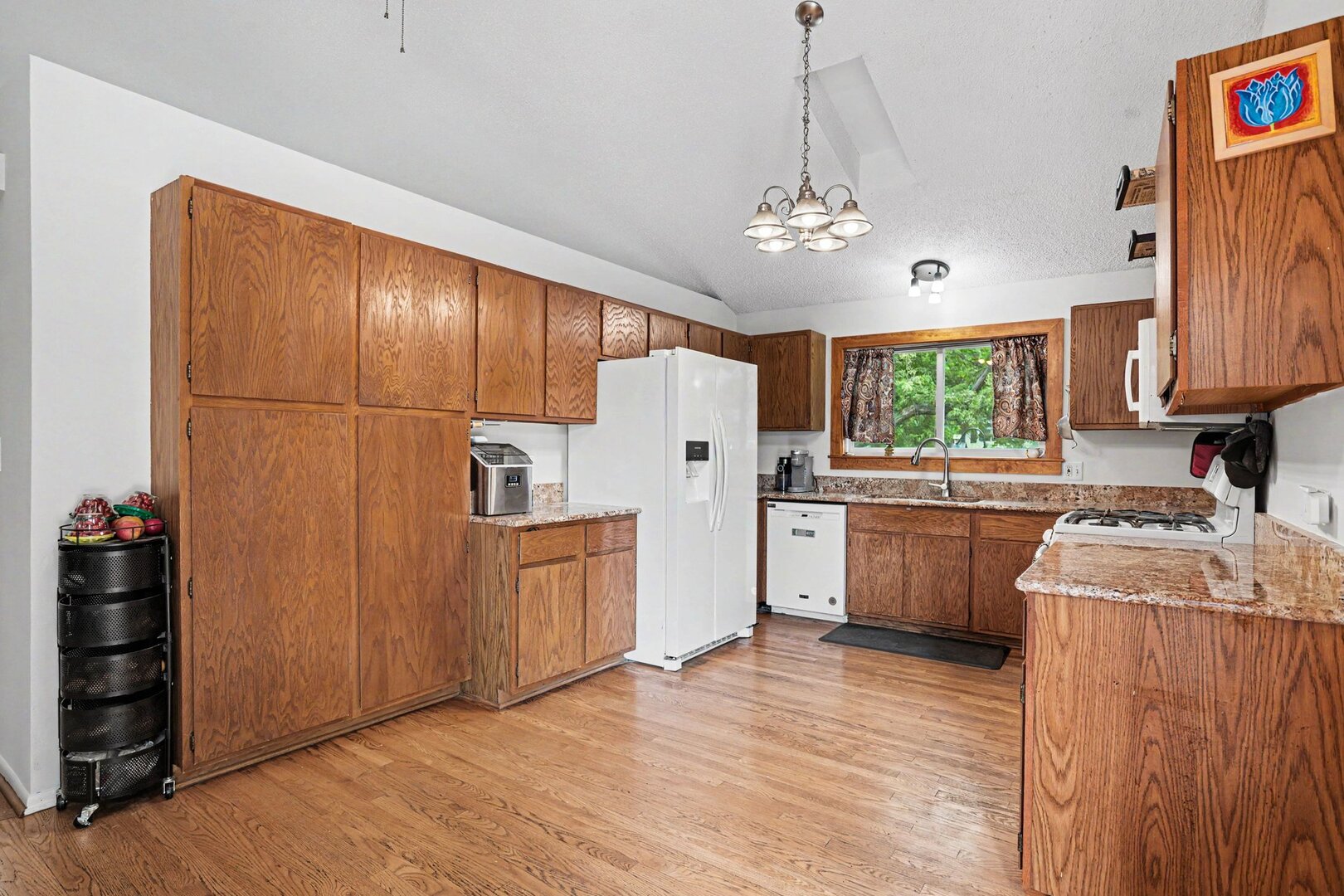 1132 Wishing Well Lane, Naperville, IL 60564