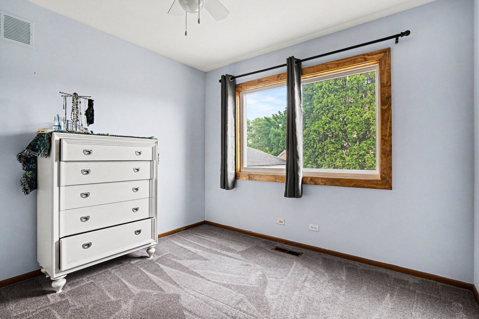 1132 Wishing Well Lane, Naperville, IL 60564