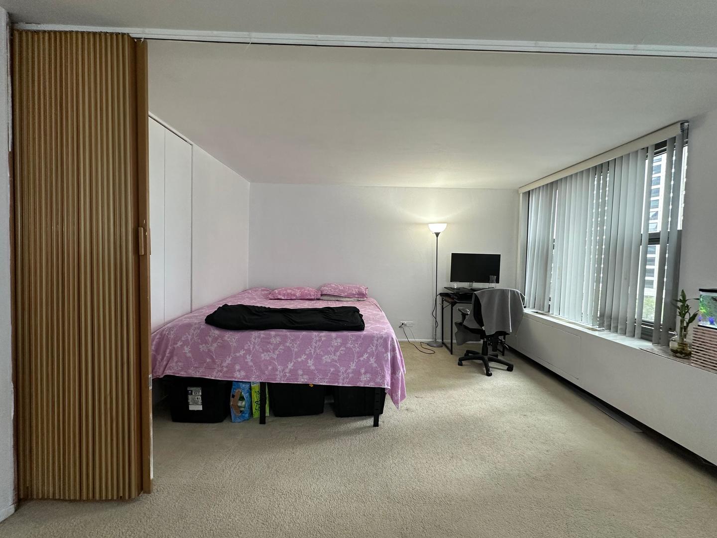 400 E RANDOLPH Street #921, Chicago, IL 60601