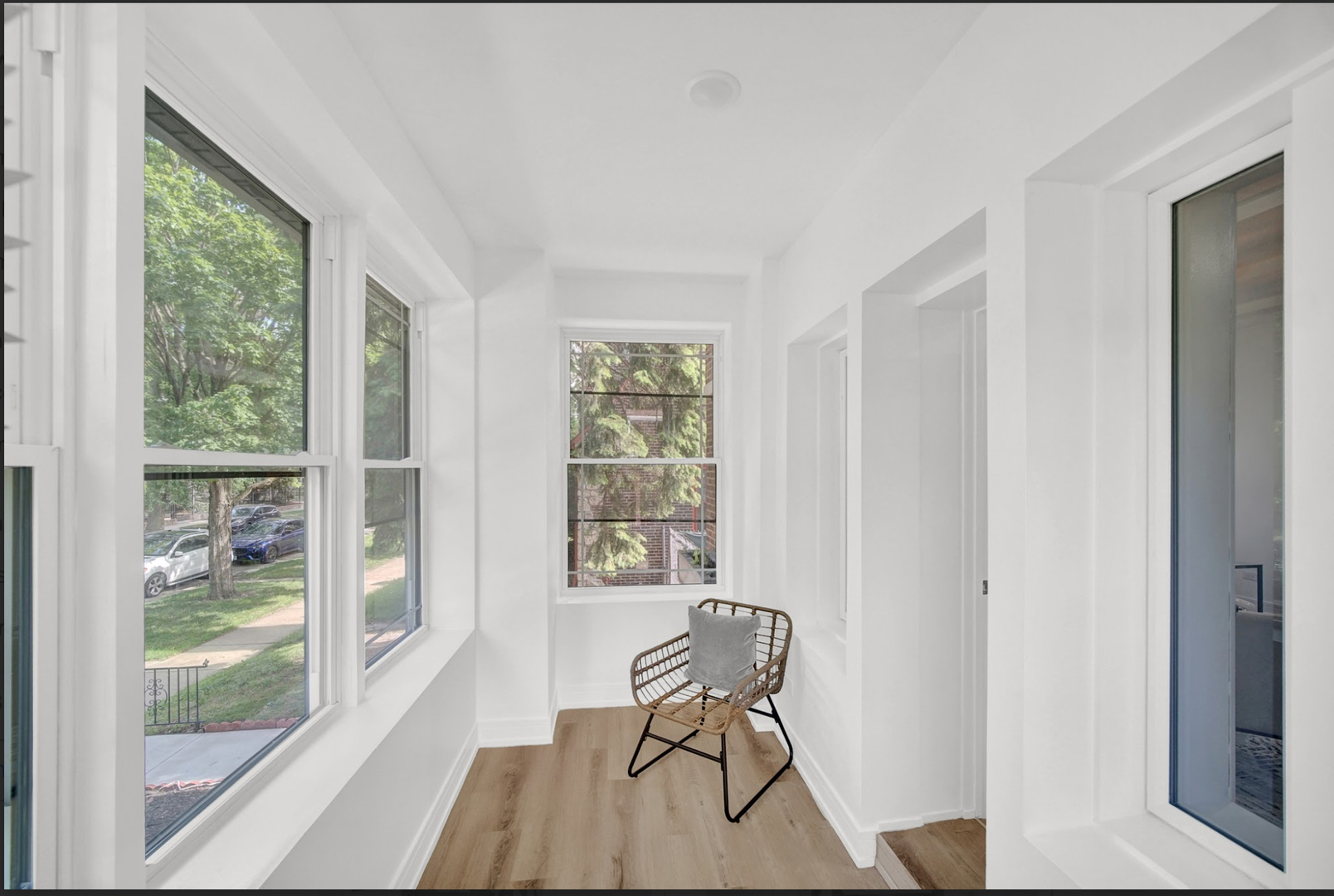6840 S Cregier Avenue, Chicago, IL 60649