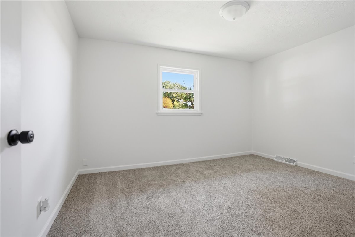 205 E Sullivan Street, Heyworth, IL 61745
