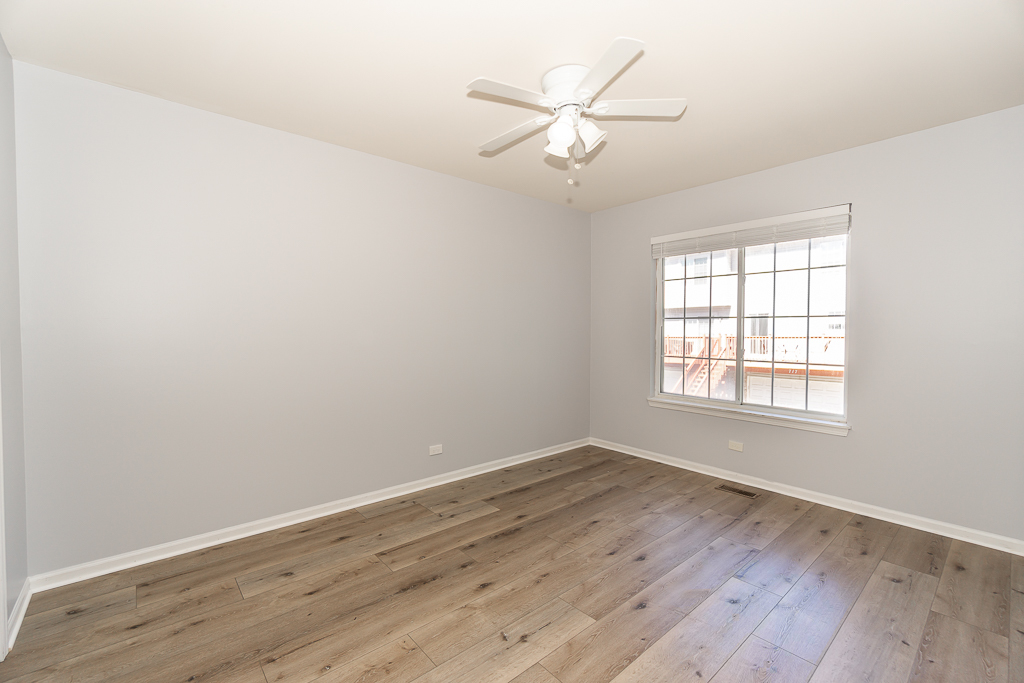 739 W Georgian Court, Addison, IL 60101