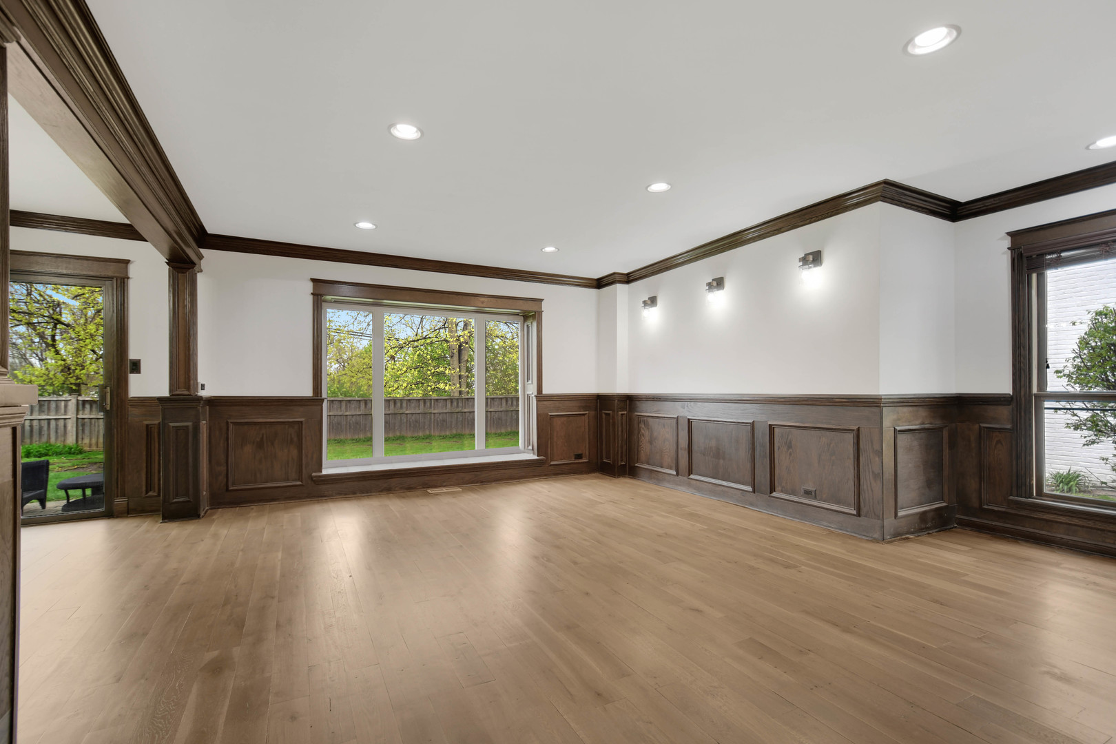 491 OLD SURREY Lane #A, Hinsdale, IL 60521