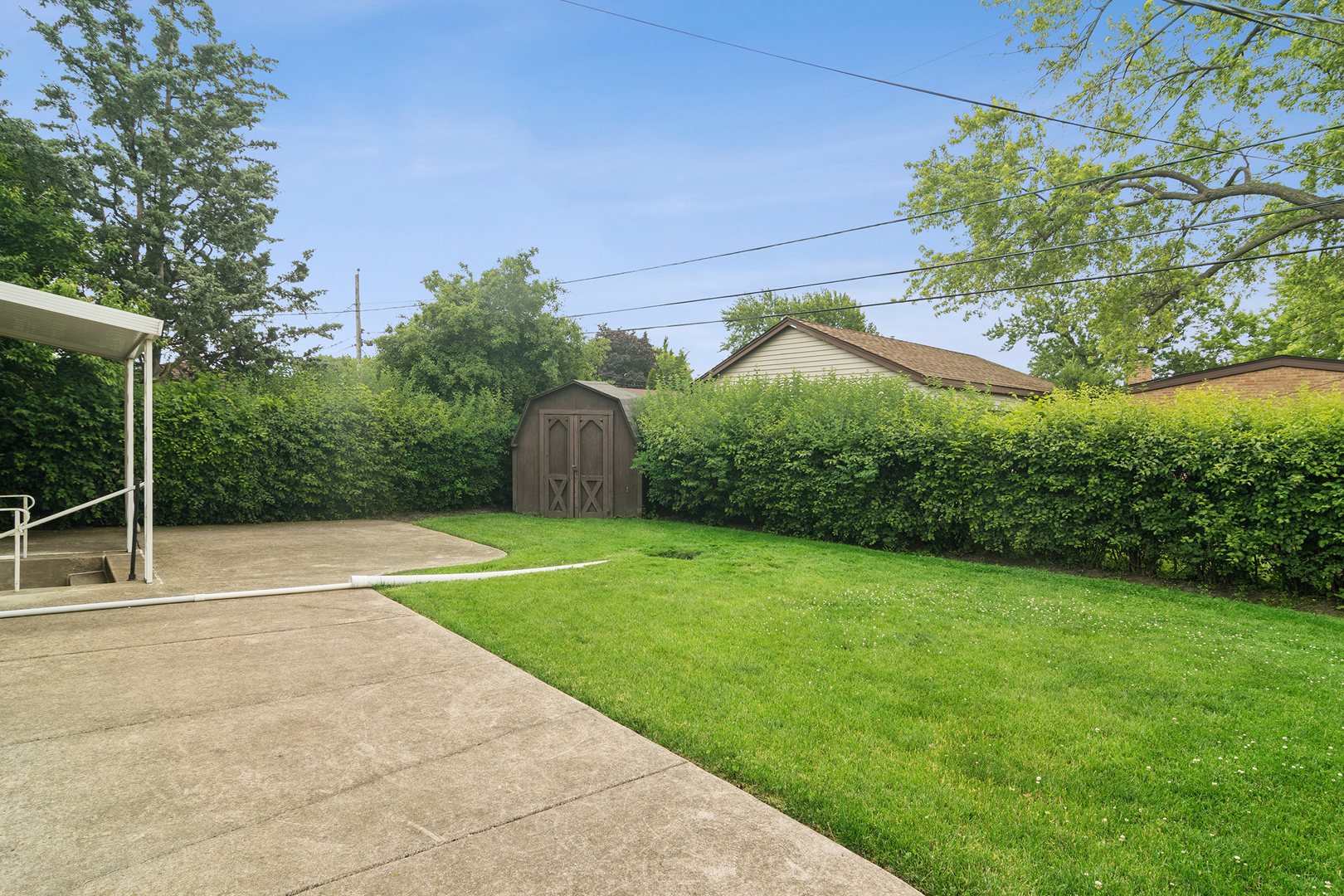 8501 W Normal Avenue, Niles, IL 60714