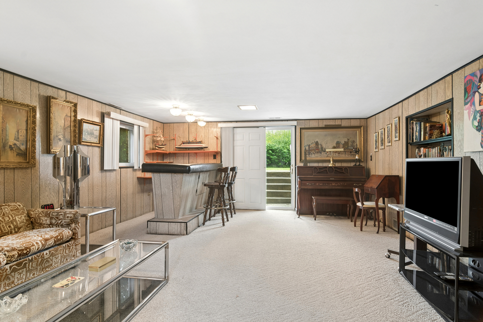 8501 W Normal Avenue, Niles, IL 60714