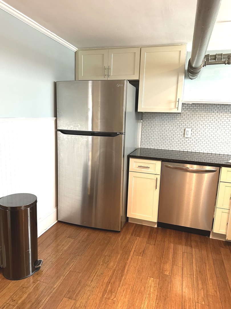 346 N Austin Boulevard #G, Oak Park, IL 60302
