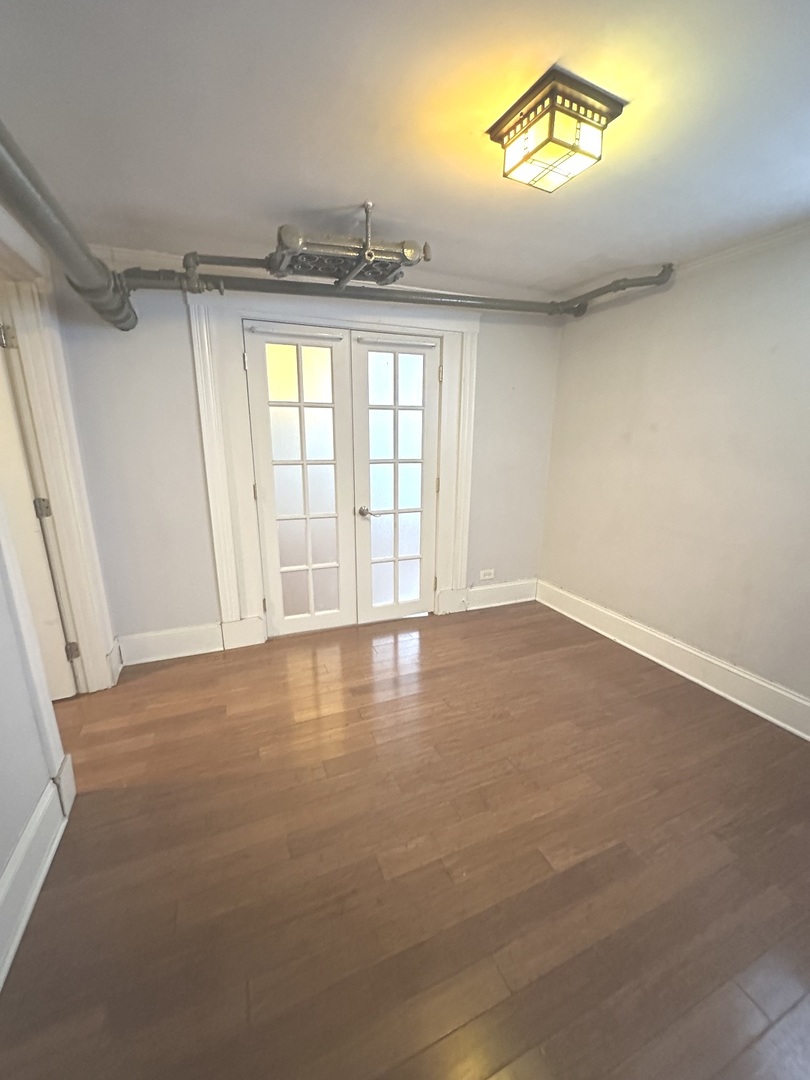 346 N Austin Boulevard #G, Oak Park, IL 60302