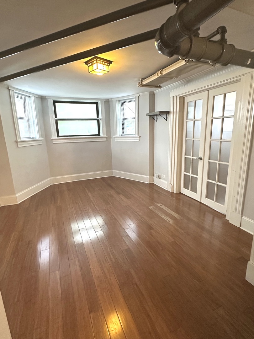 346 N Austin Boulevard #G, Oak Park, IL 60302