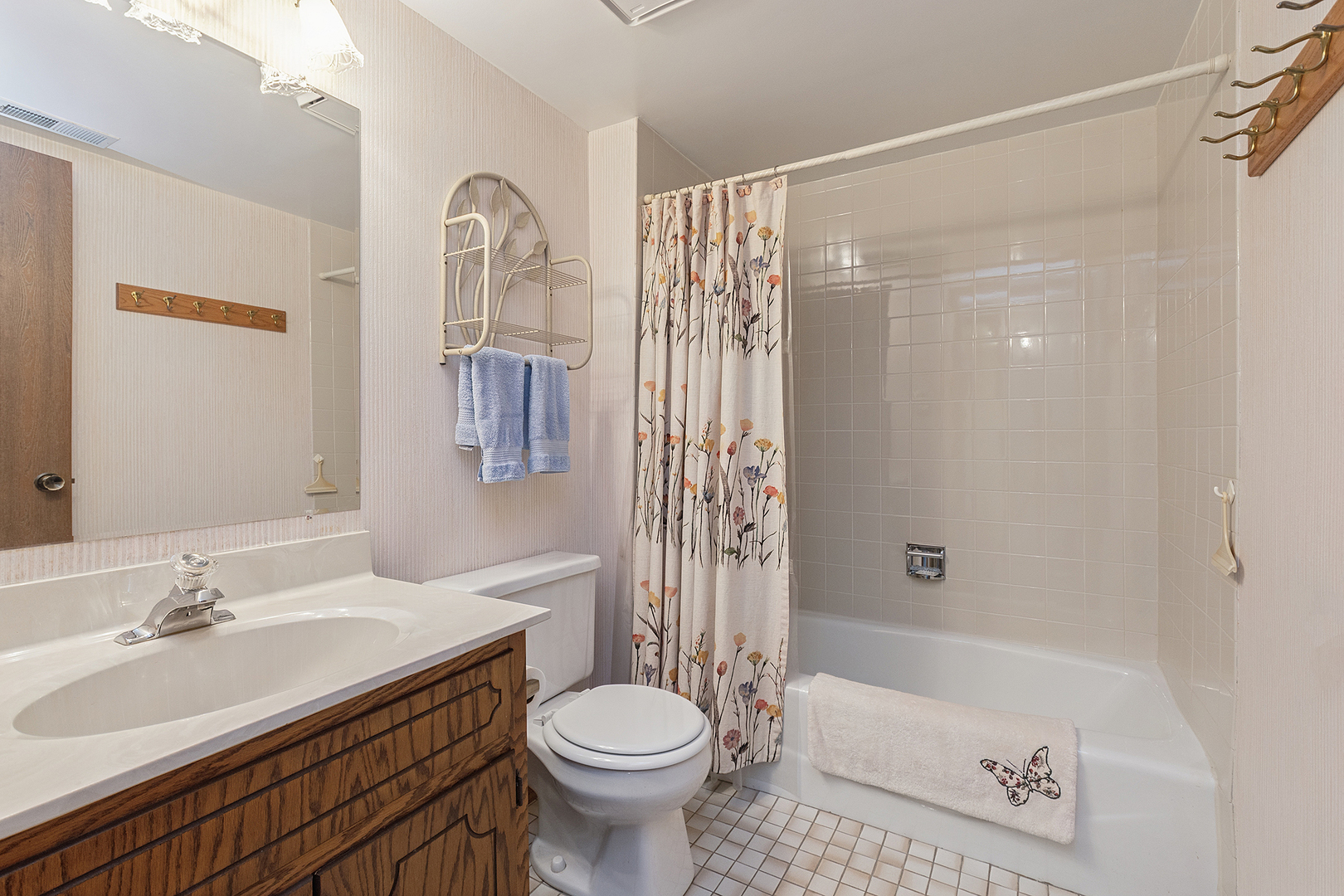 8826 W 140th Street #206, Orland Park, IL 60462