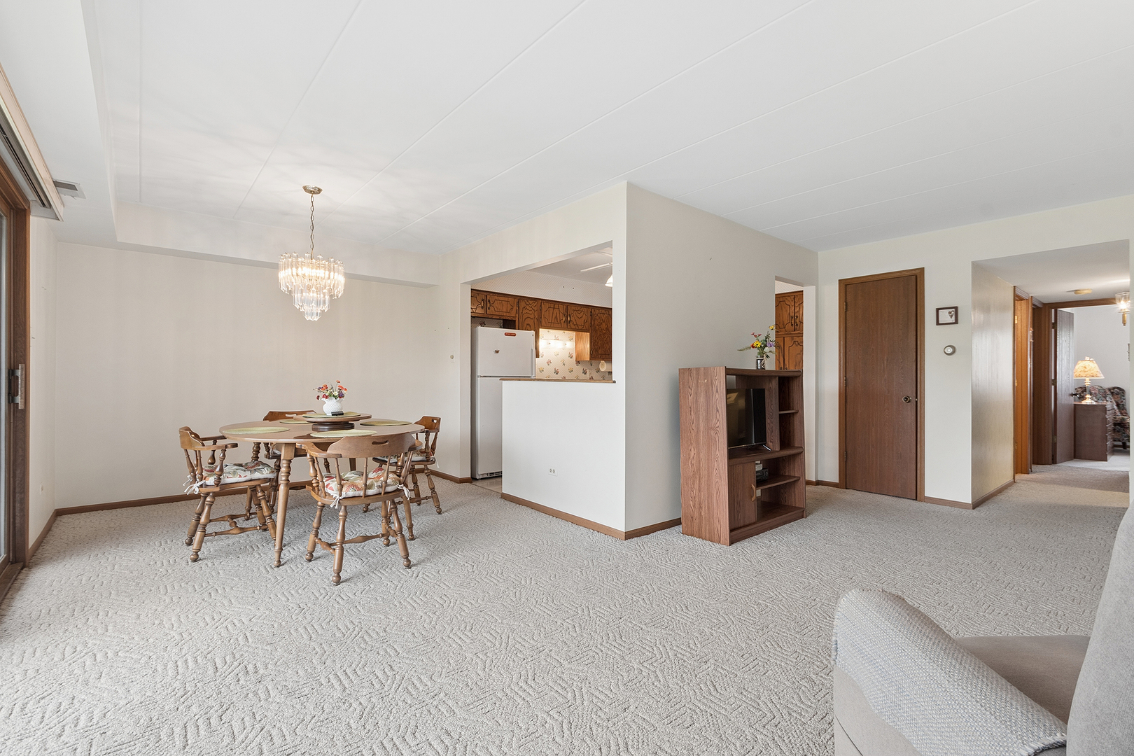 8826 W 140th Street #206, Orland Park, IL 60462