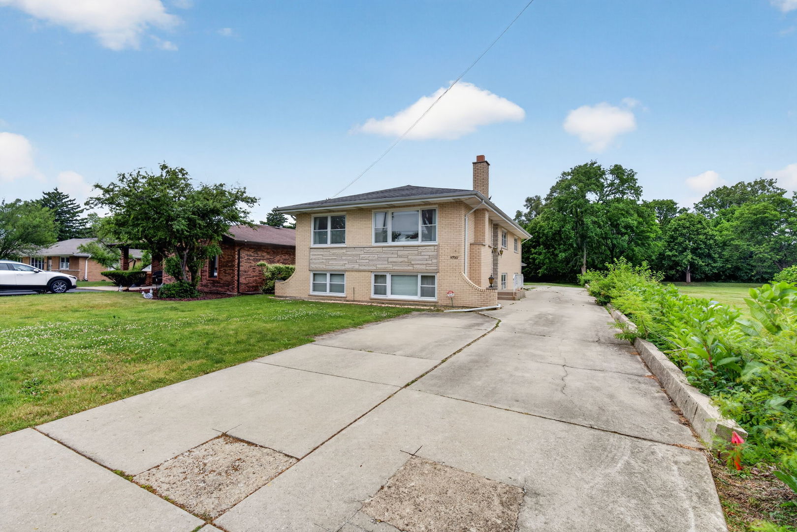 9700 W 58th Street, Countryside, IL 60525