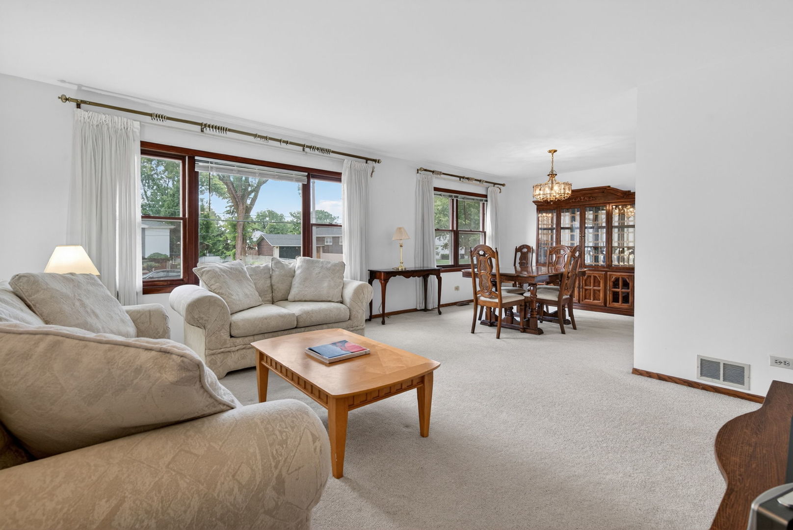 9700 W 58th Street, Countryside, IL 60525