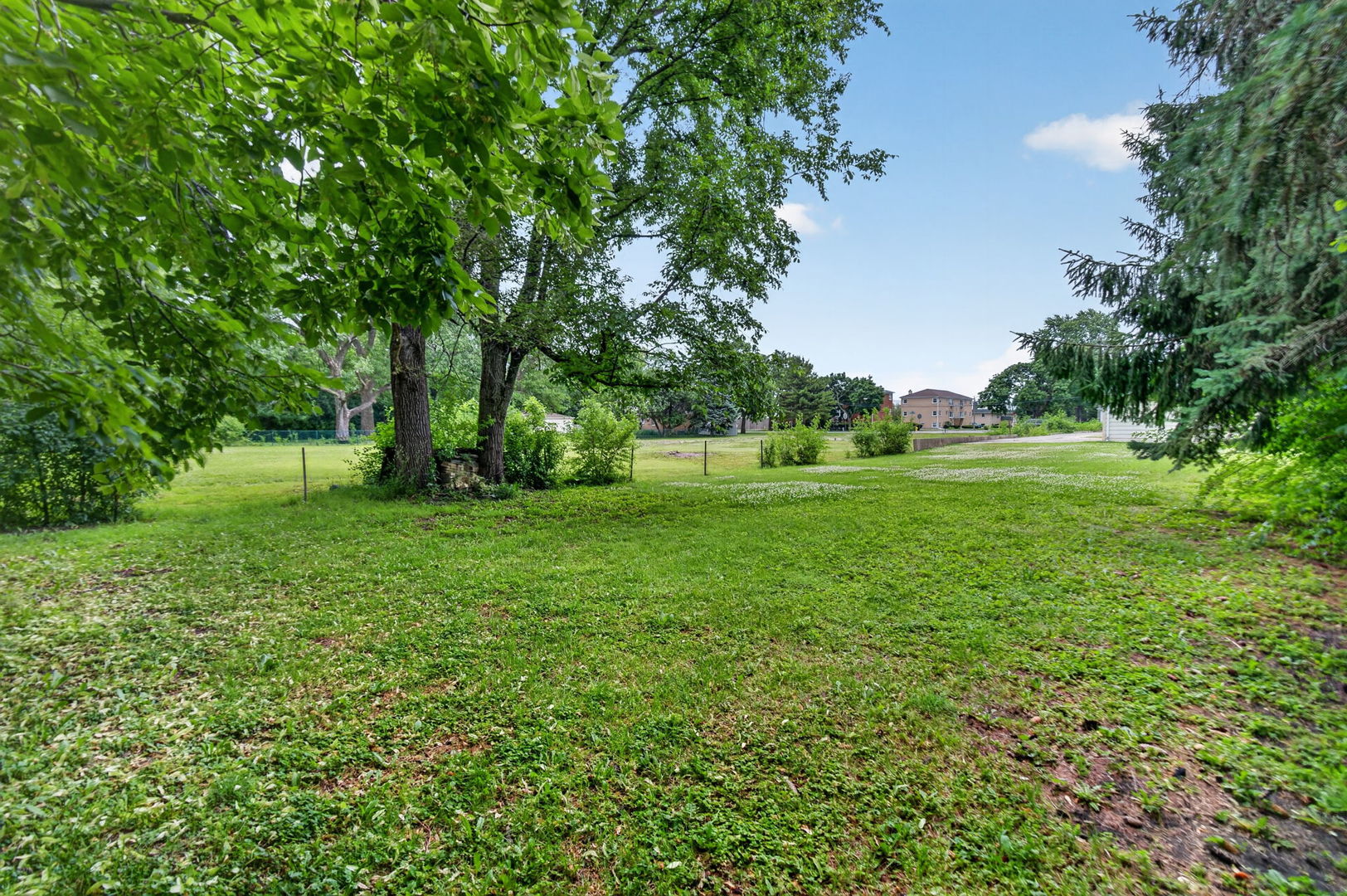9700 W 58th Street, Countryside, IL 60525