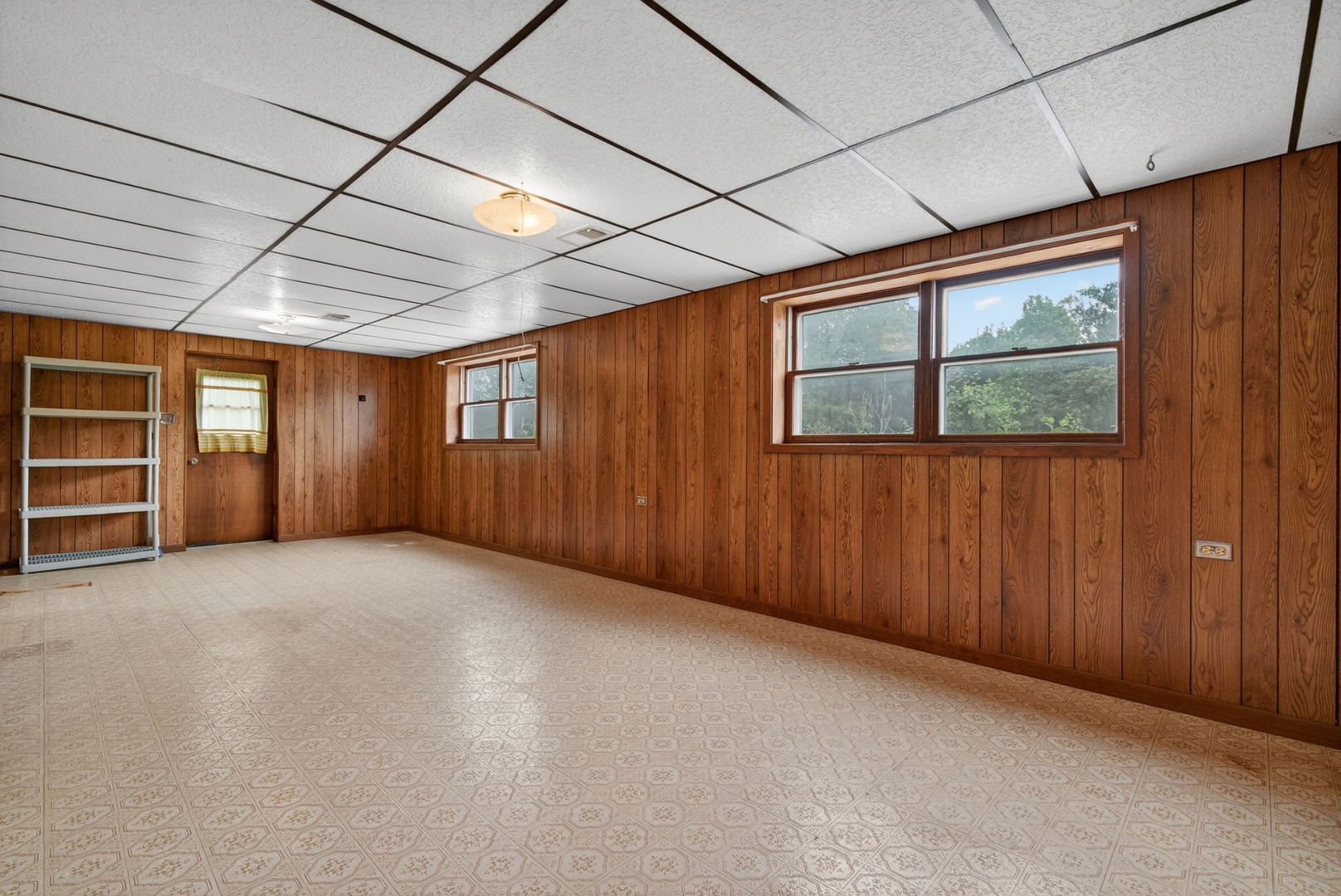9700 W 58th Street, Countryside, IL 60525