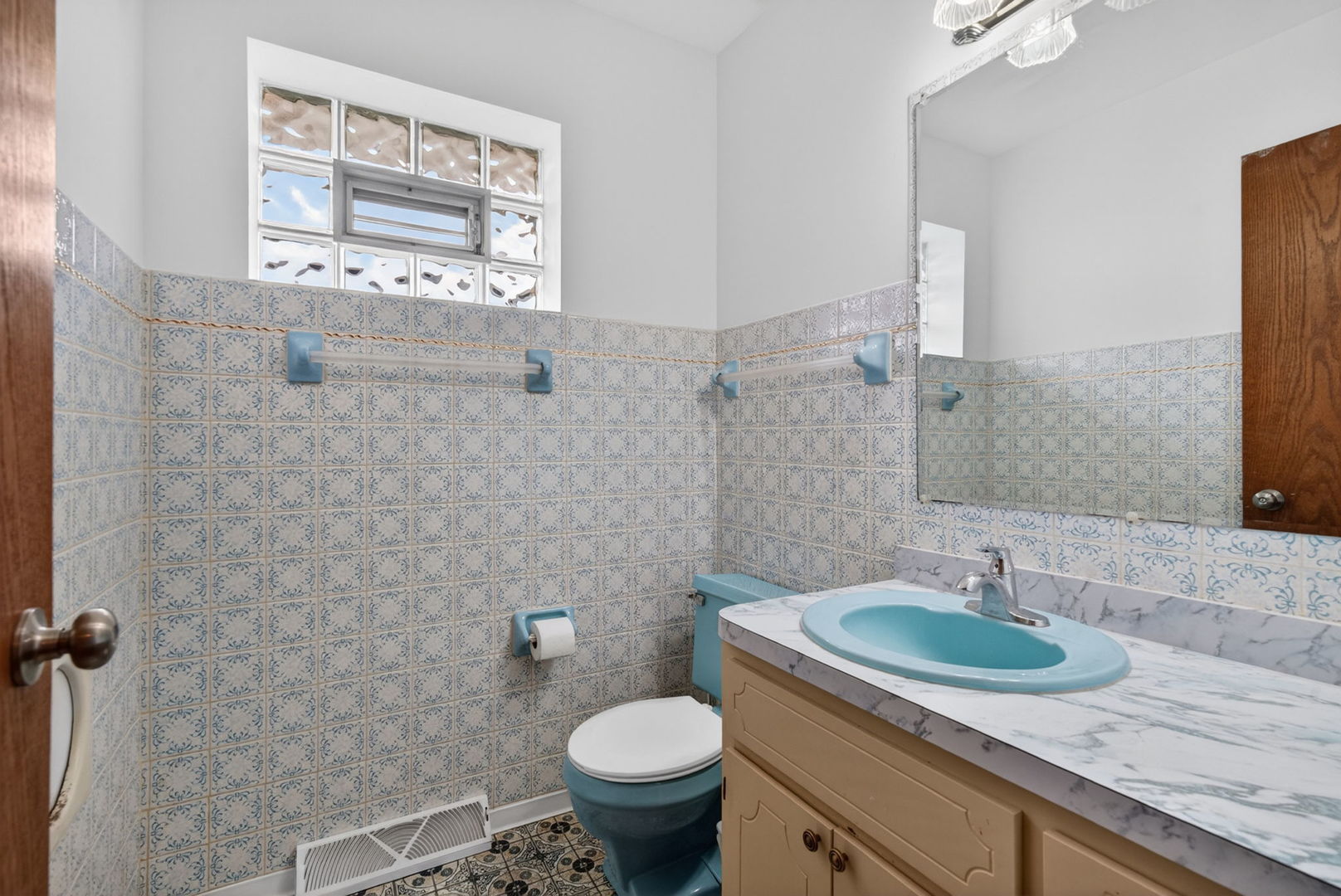 9700 W 58th Street, Countryside, IL 60525