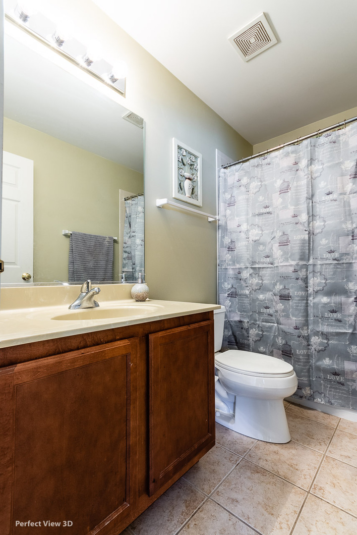 919 Violet Drive #919, Hanover Park, IL 60133
