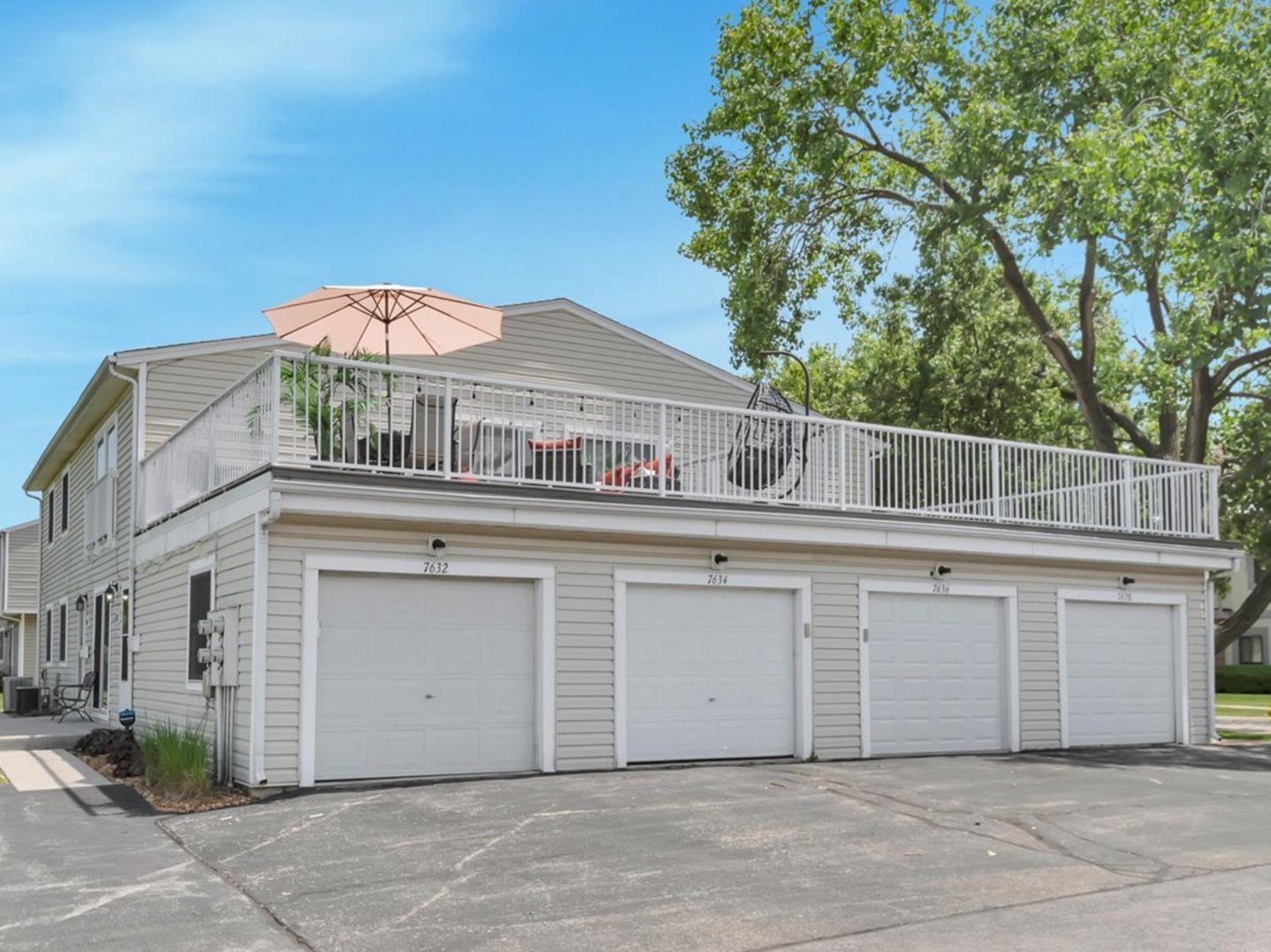 7632 159th Place #22, Tinley Park, IL 60477