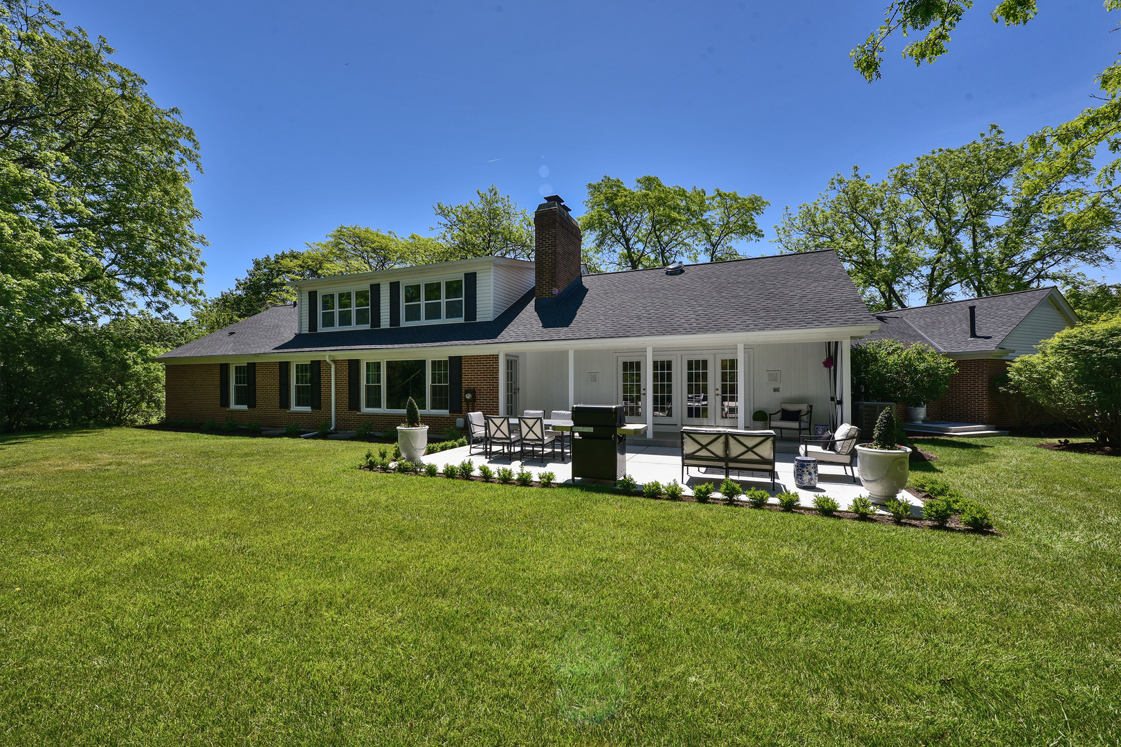 132 Halkirk Circle, Inverness, IL 60067
