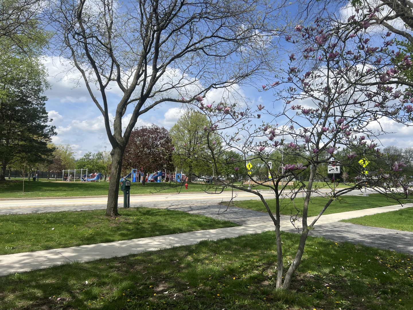 7113 Clarendon Hills Road, Darien, IL 60561