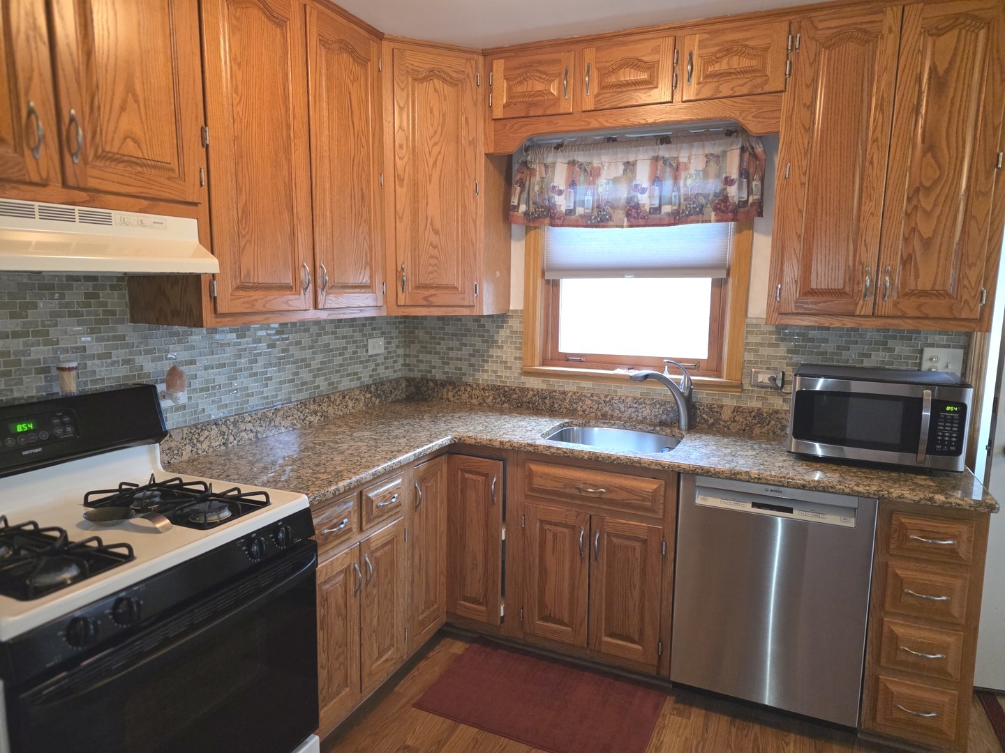 1456 N Rohde Avenue, Berkeley, IL 60163