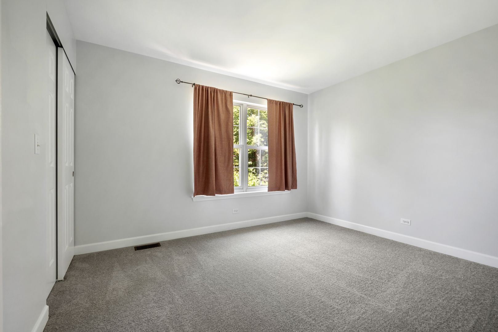 2910 BELLE Lane #2910, Schaumburg, IL 60193