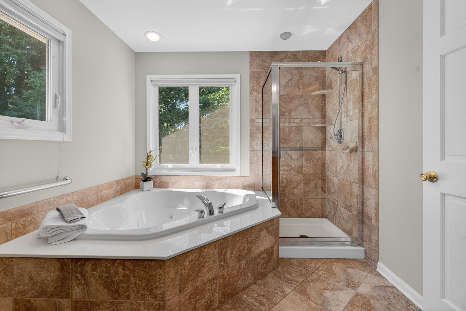 226 Ketten Drive, Naperville, IL 60563