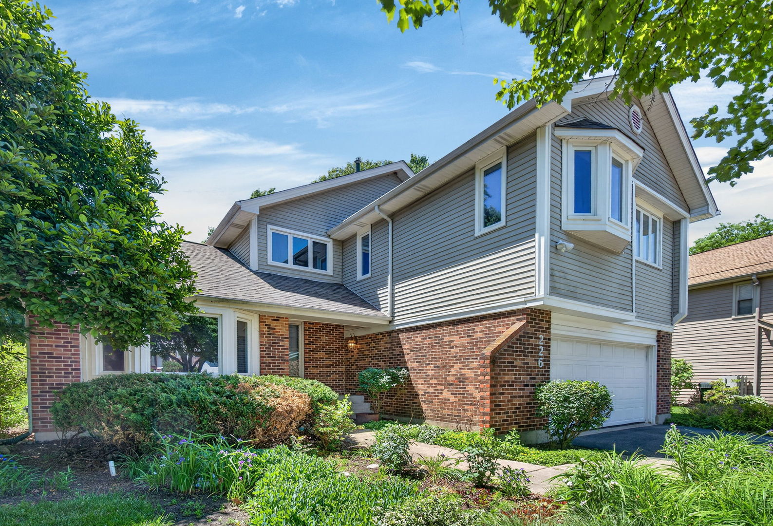 226 Ketten Drive, Naperville, IL 60563