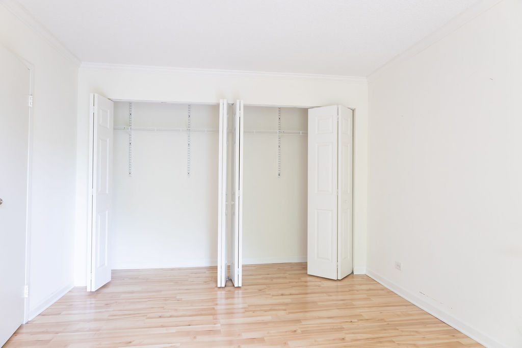 35 S Baybrook Drive #611, Palatine, IL 60074