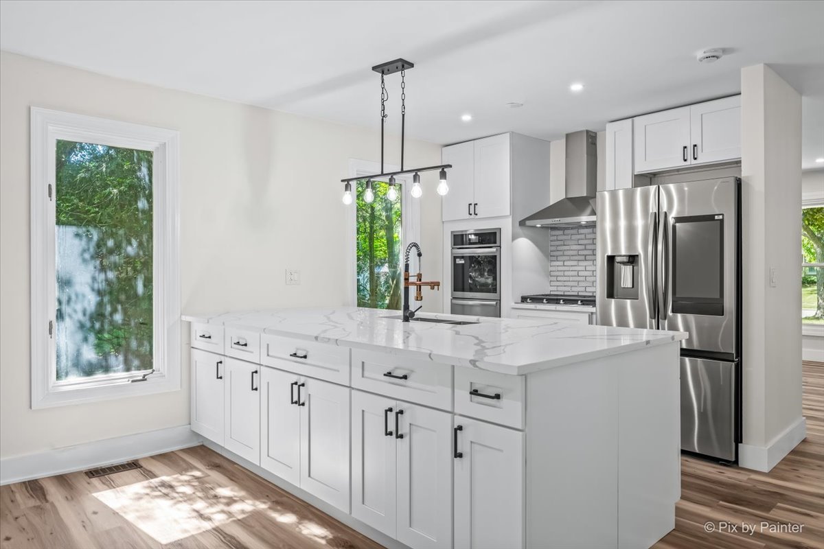 246 Harvard Lane, Bloomingdale, IL 60108