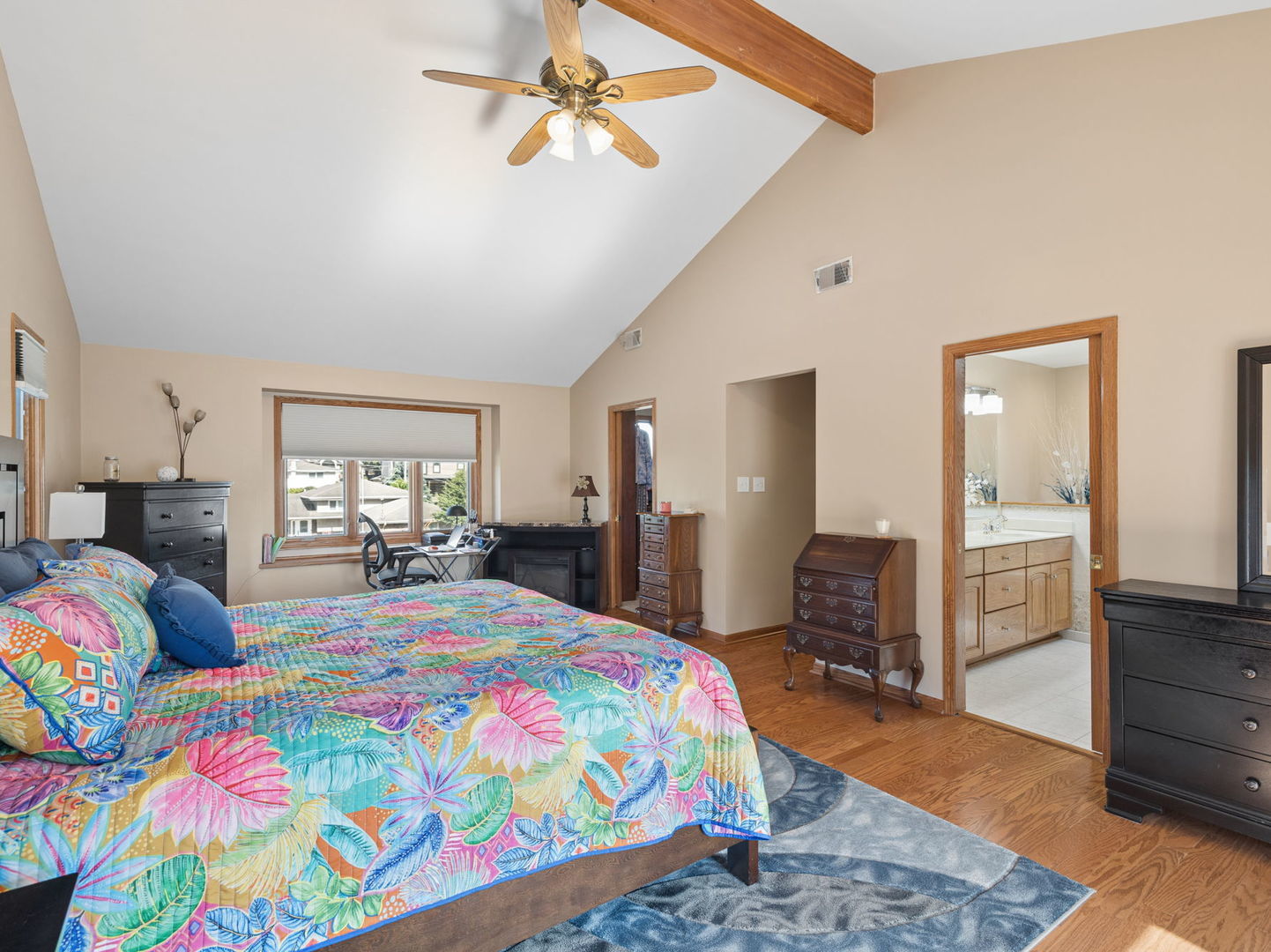 10225 S 86th Court, Palos Hills, IL 60465