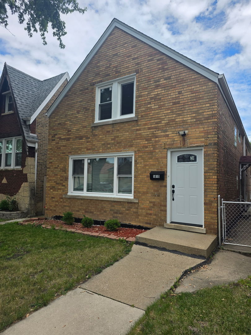 1615 S Central Avenue, Cicero, IL 60804