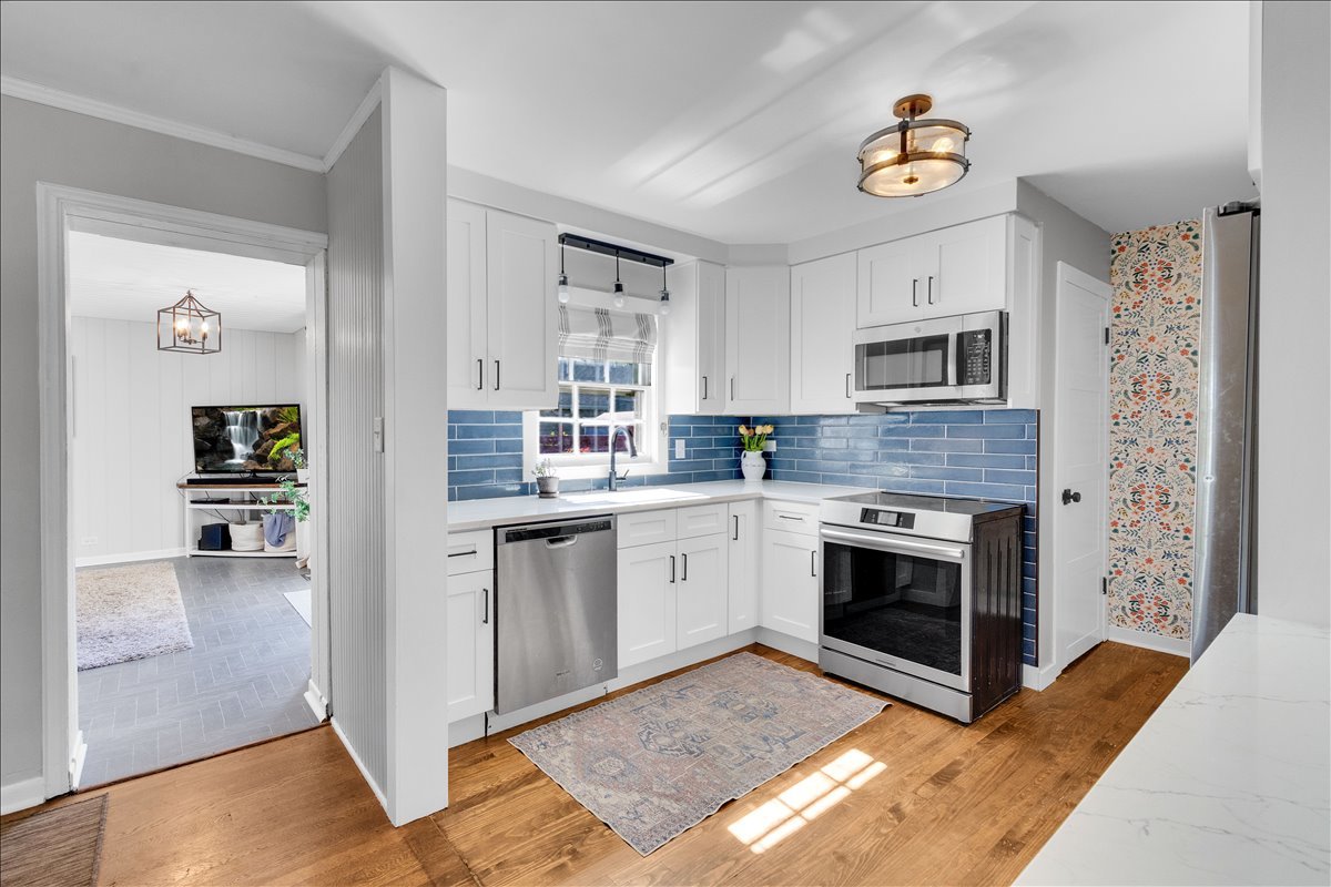 8655 Fernald Avenue, Morton Grove, IL 60053