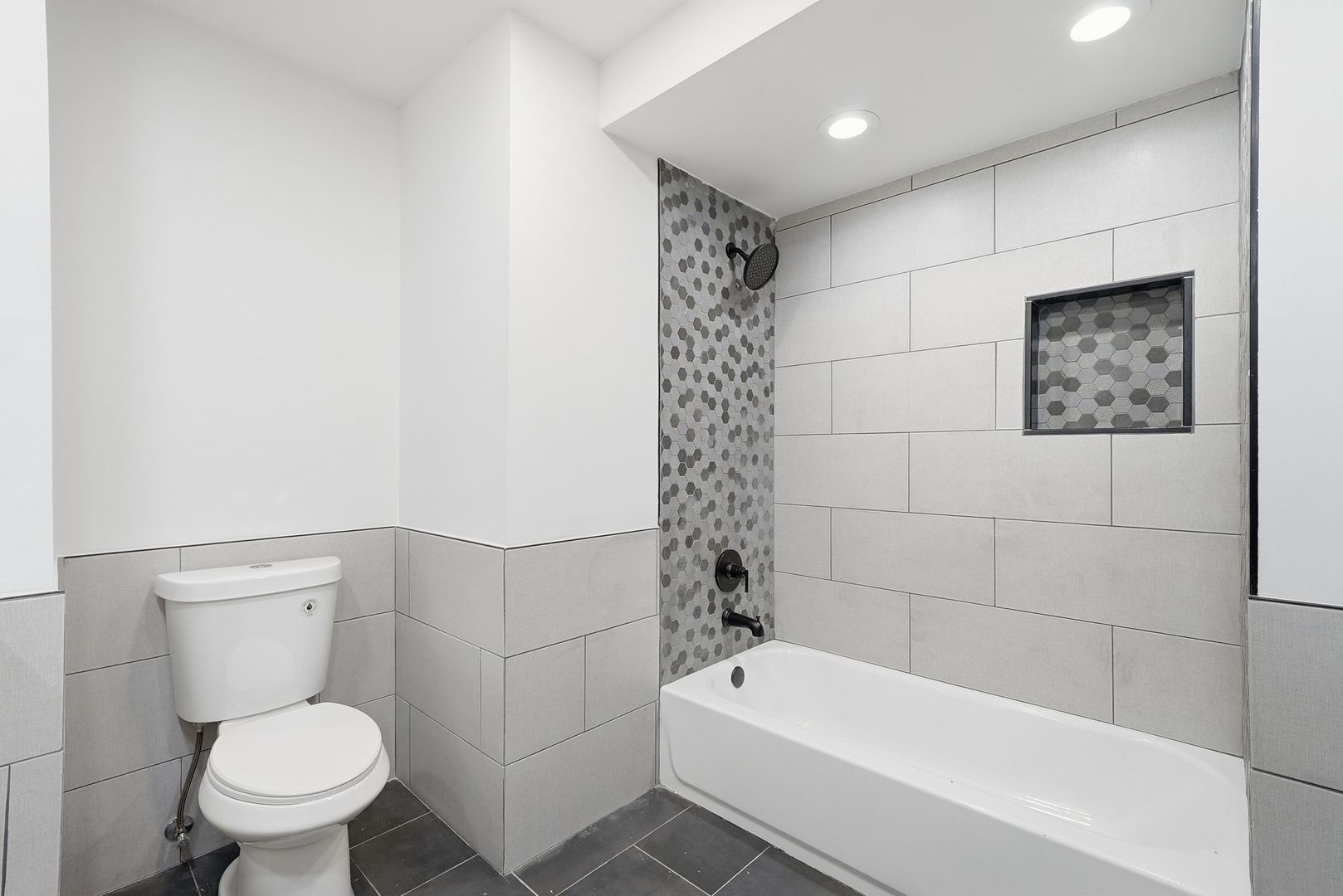 8800 W 104th Street, Palos Hills, IL 60465