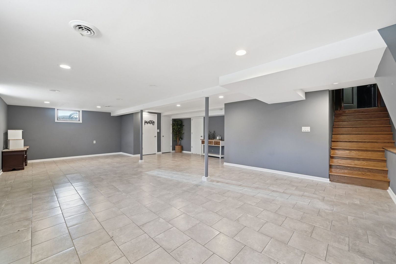 8800 W 104th Street, Palos Hills, IL 60465