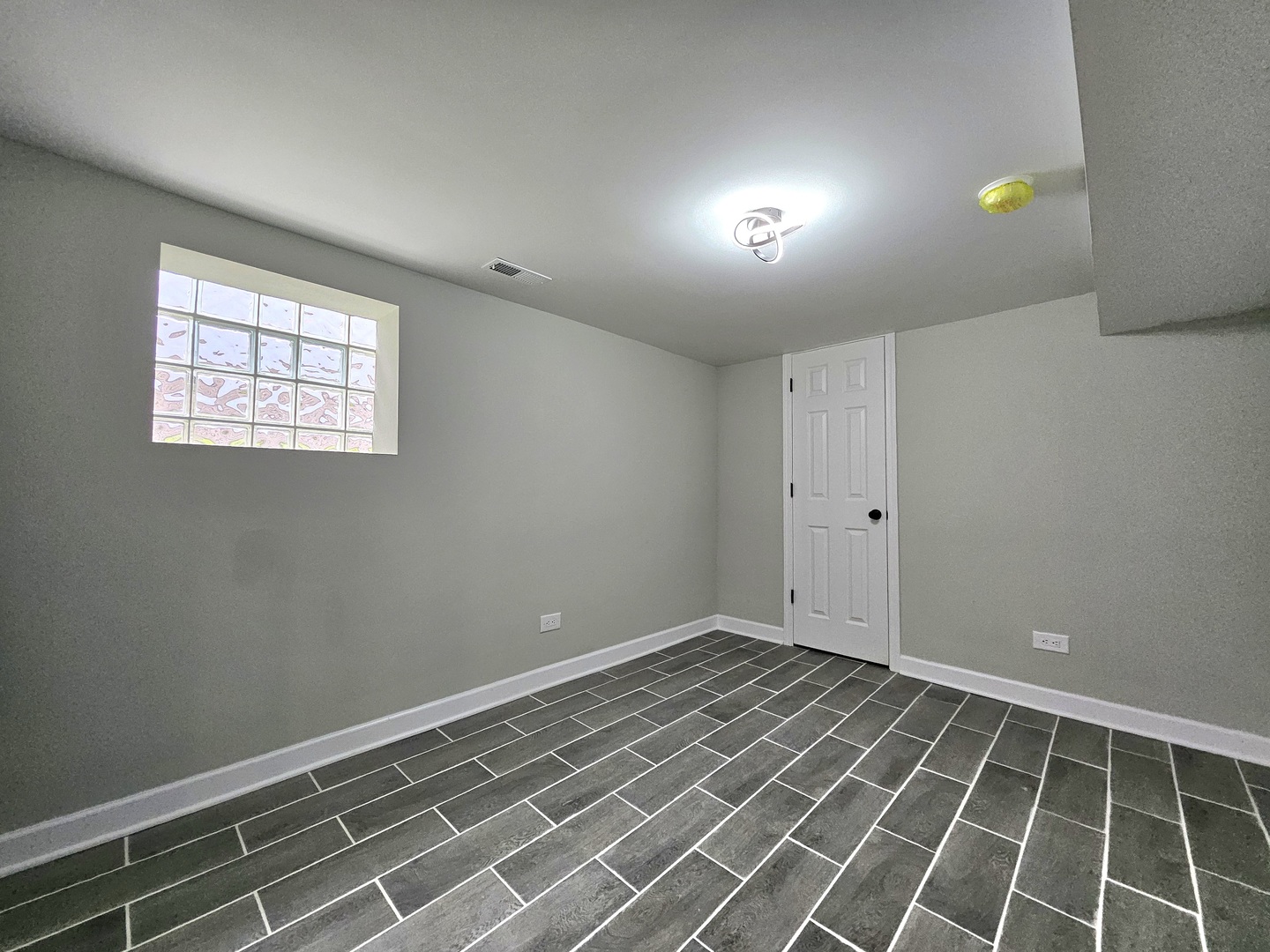 8819 S Carpenter Street, Chicago, IL 60620