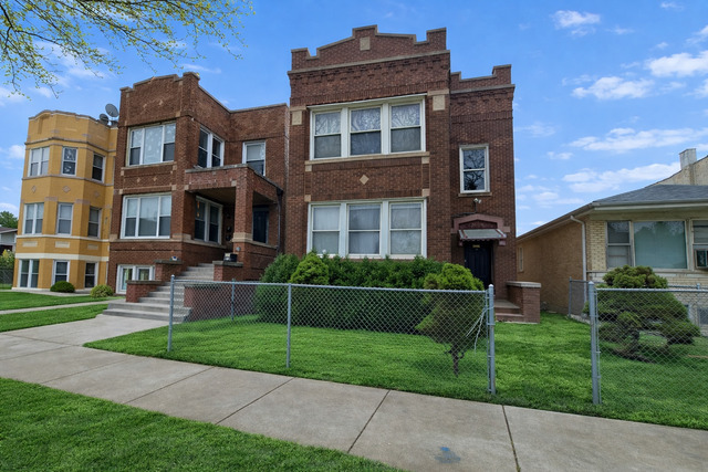 3008 N Davlin Court, Chicago, IL 60618