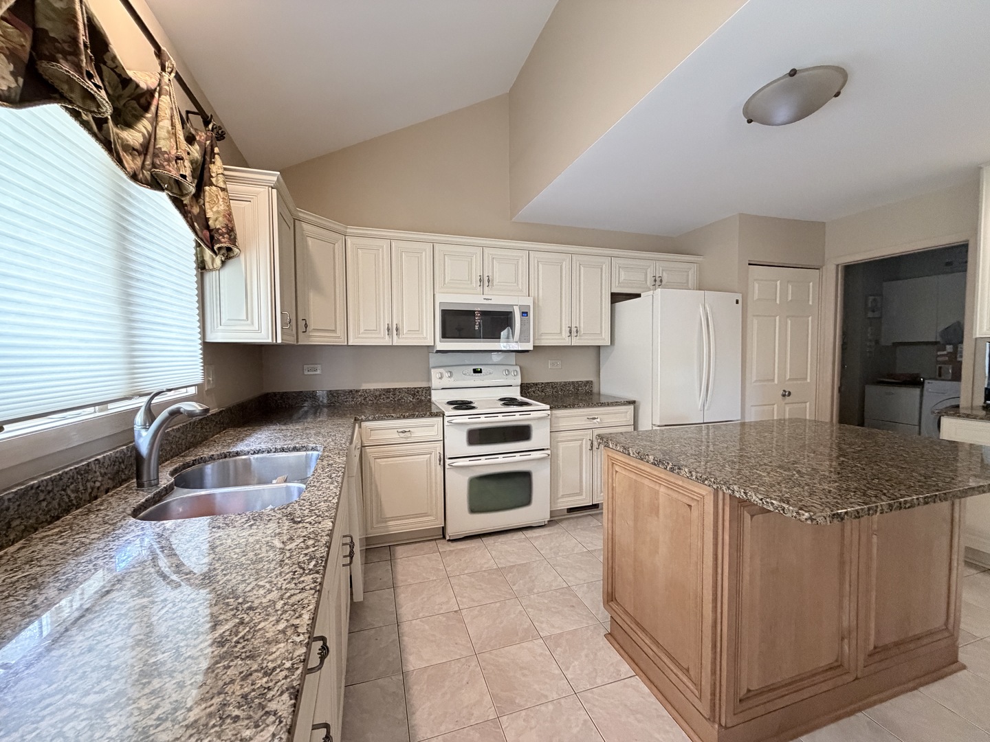 1159 Mistwood Lane #D, Downers Grove, IL 60515