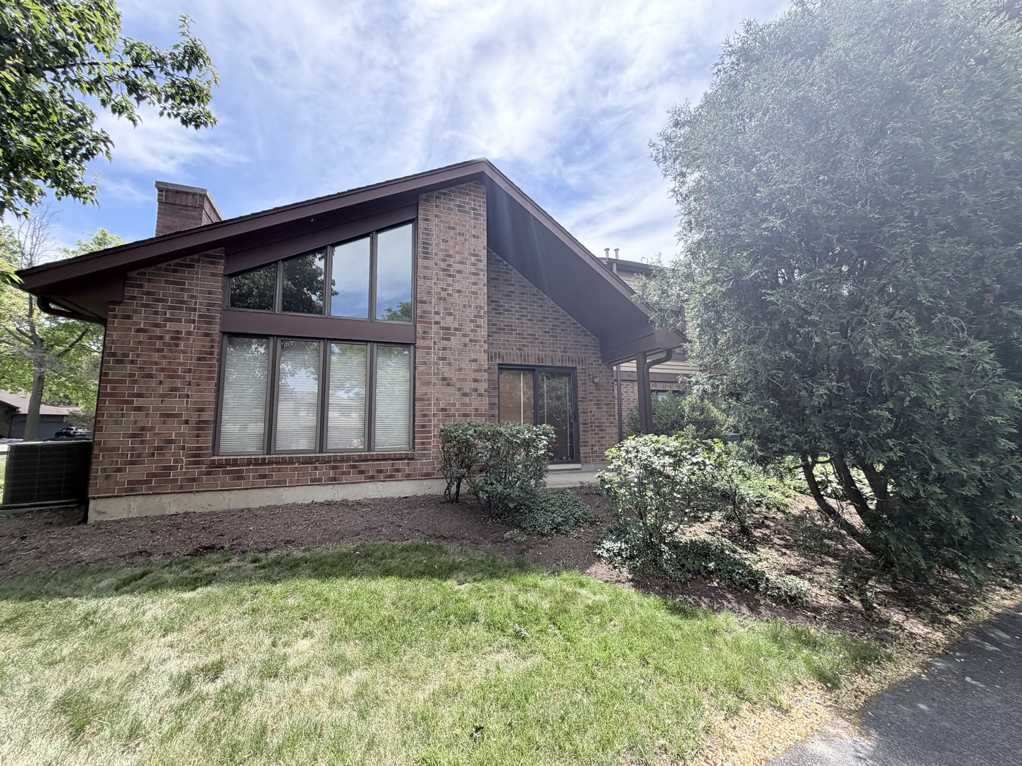 1159 Mistwood Lane #D, Downers Grove, IL 60515