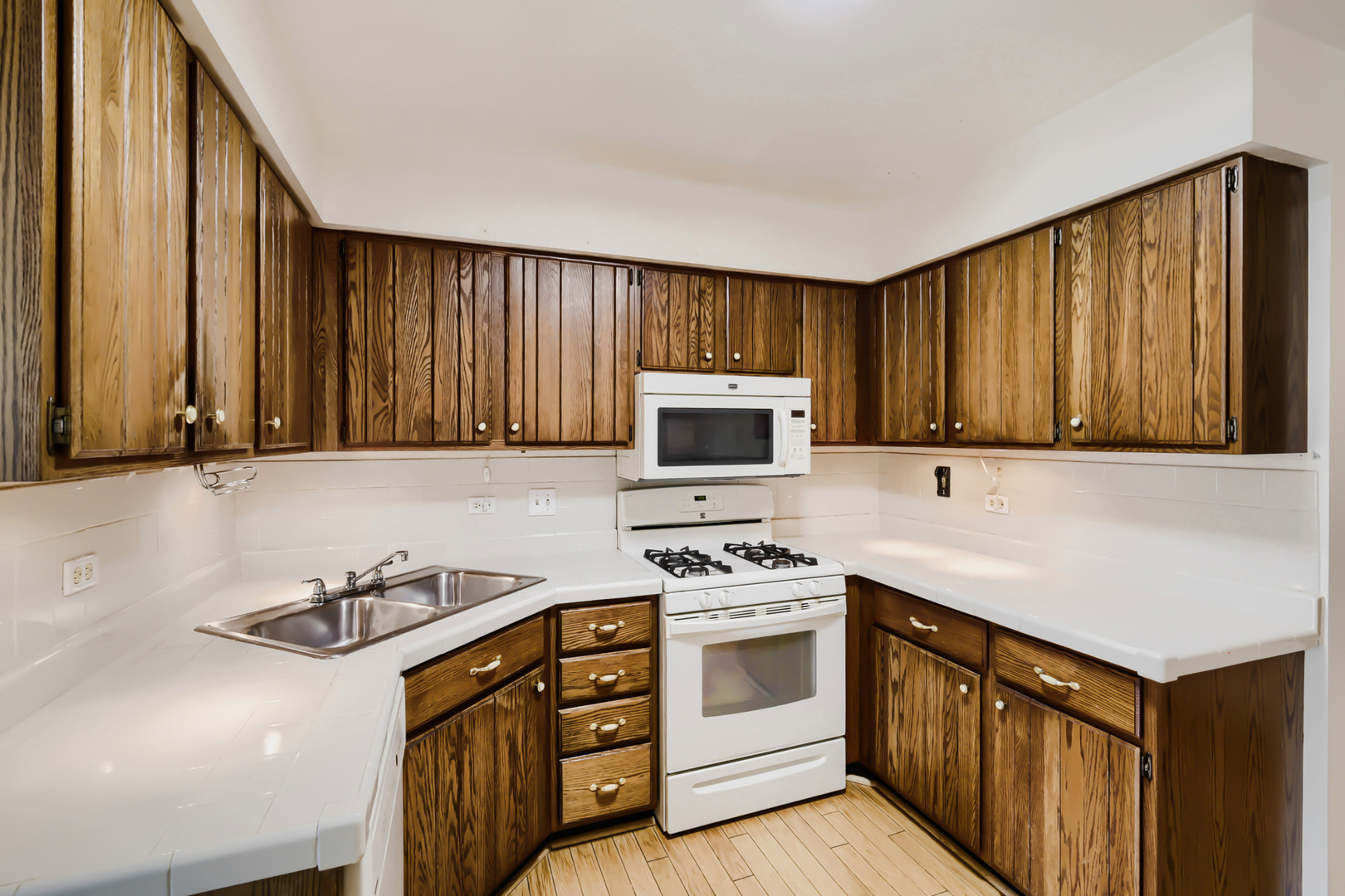 159 Bright Ridge Drive, Schaumburg, IL 60194